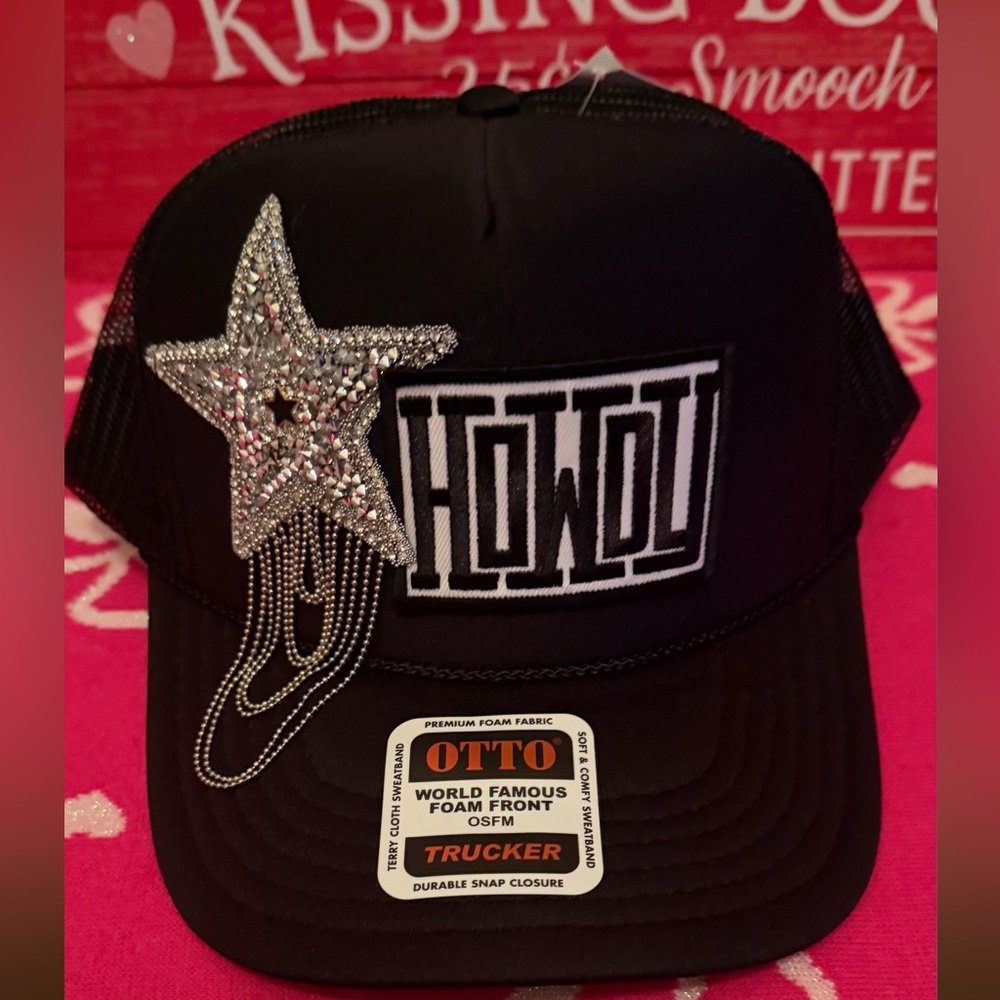 OTTO Black Trucker Hat with Star and Howdy Patch